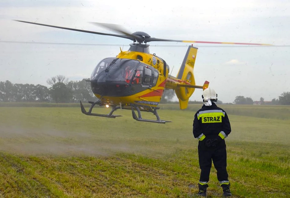 Rolnik chciał opryskać pole. Rannego 48-latka zabrało LPR