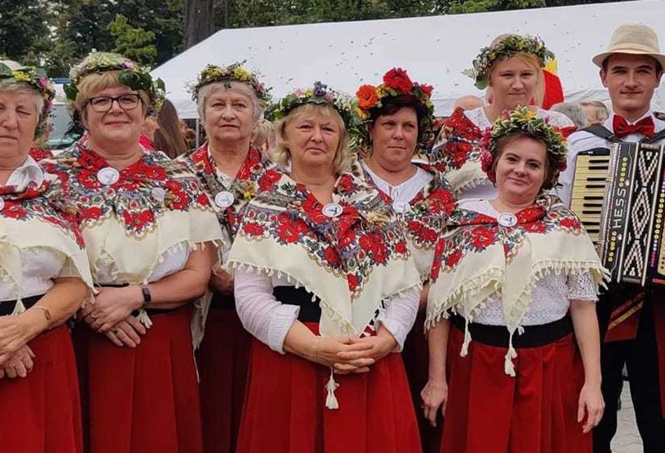 KGW w Krasnoglinach spotyka się w zabytkowej świetlicy lub "na kamerkach"