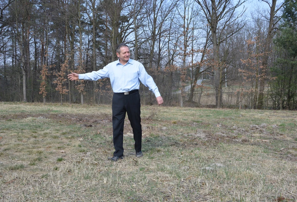 Urzędnicy posadzili rolnikowi las... ale tylko w papierach. I nie chcą go usunąć