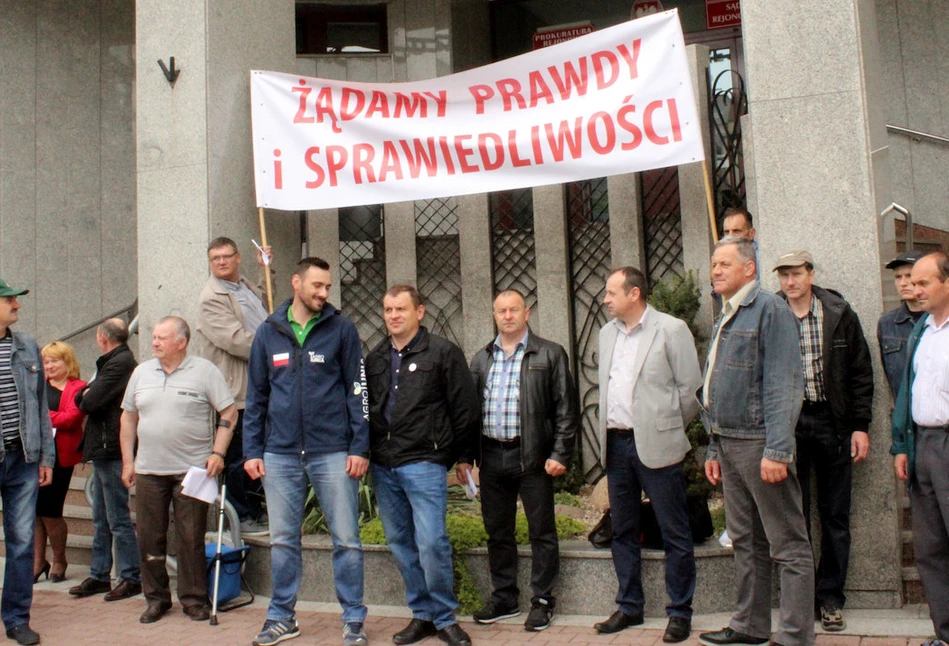 Sąd ustala czy w Dawidach zablokowano lekarzy weterynarii, którzy chcieli wybić stado świń