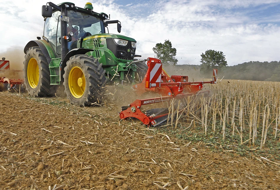 Horsch: wał Cultro TC na ściernisko po kukurydzy