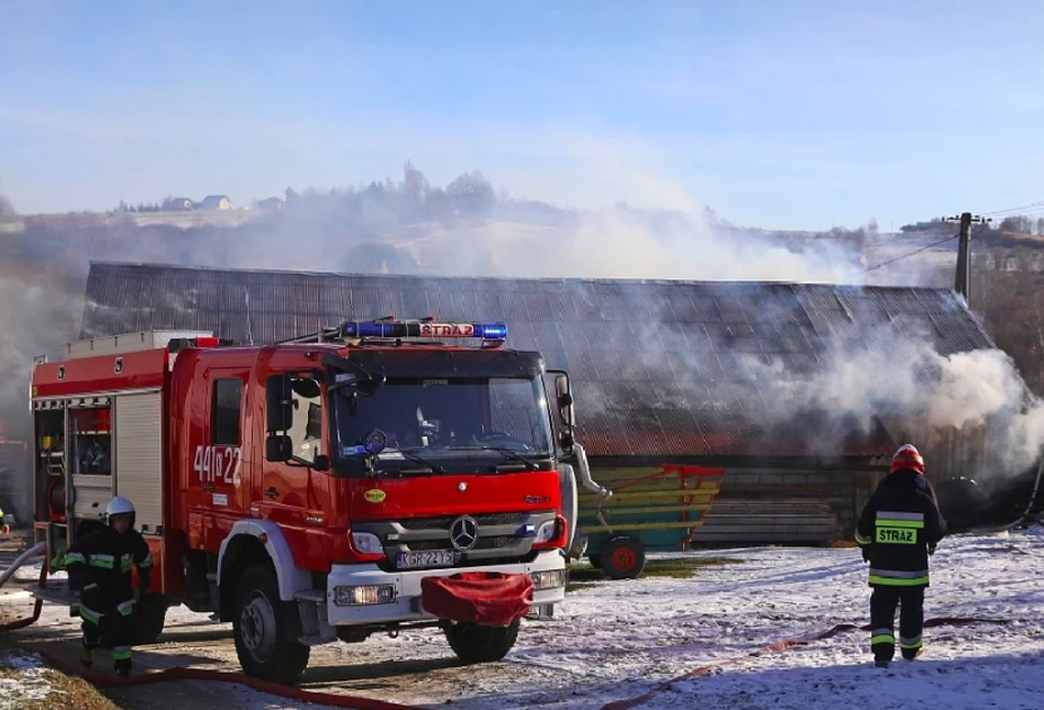 Rolnik ratował życie ludziom. Pożar zniszczył mu gospodarstwo