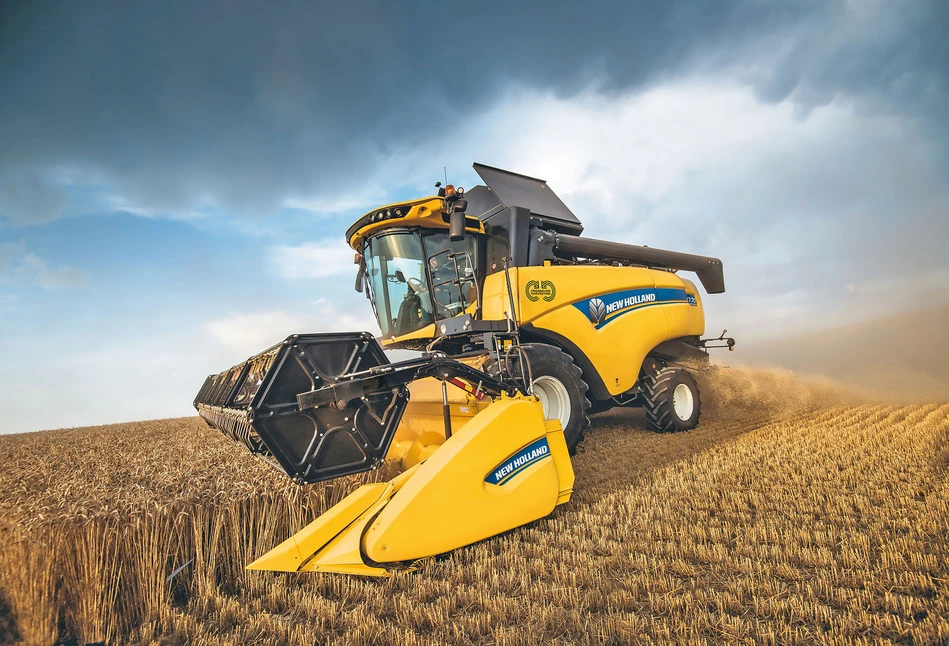 New Holland wprowadza kombajn hybrydowy CH7.70!