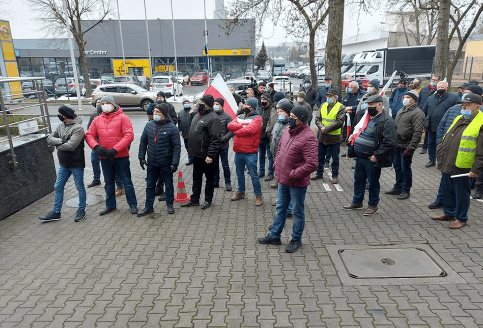 Protest pod siedzibą Südzucker Polska - oczekiwania i opinie rolników