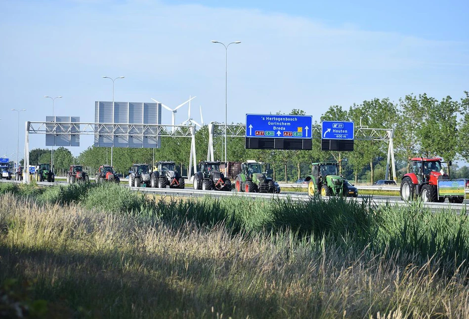 Protesty rolników: Ponad 2500 traktorów zablokuje Brukselę