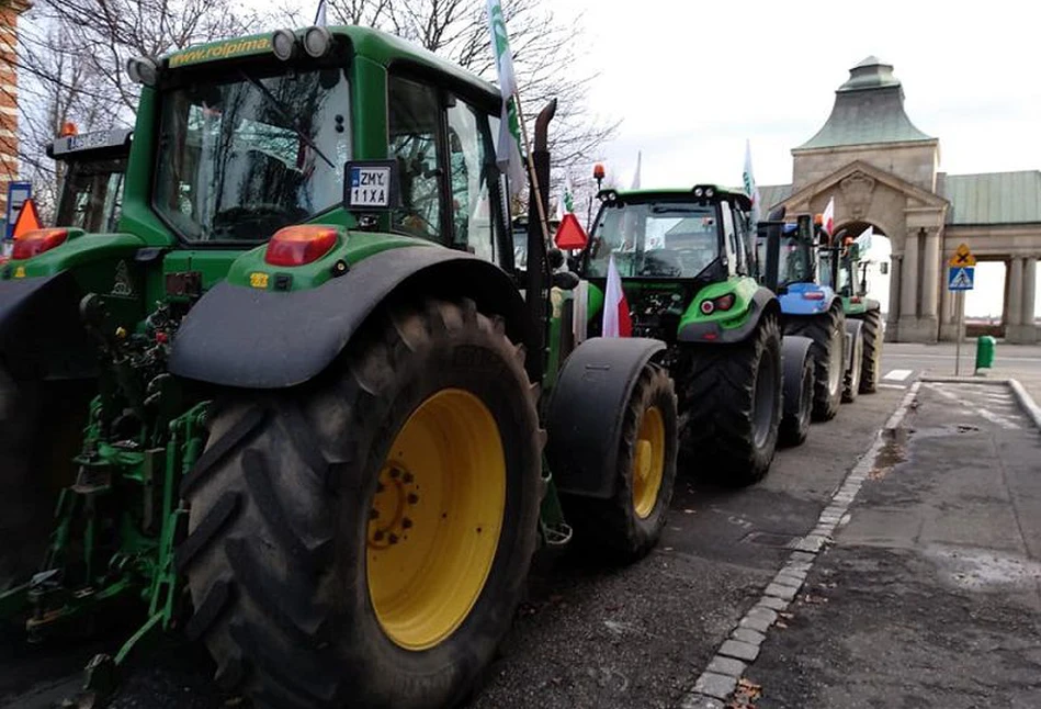 Dziś rolnicy sparaliżują całe Pomorze Zachodnie. Ciągniki już gotowe do protestu