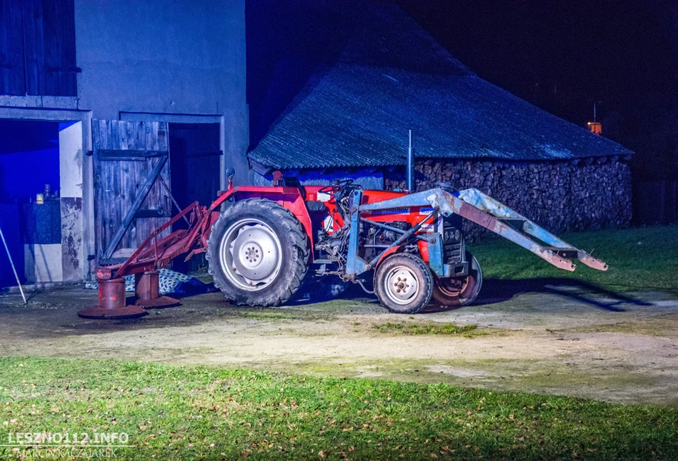 Pod Lesznem ZGINĄŁ 64-letni rolnik – naprawiał kosiarkę [ZDJĘCIA]