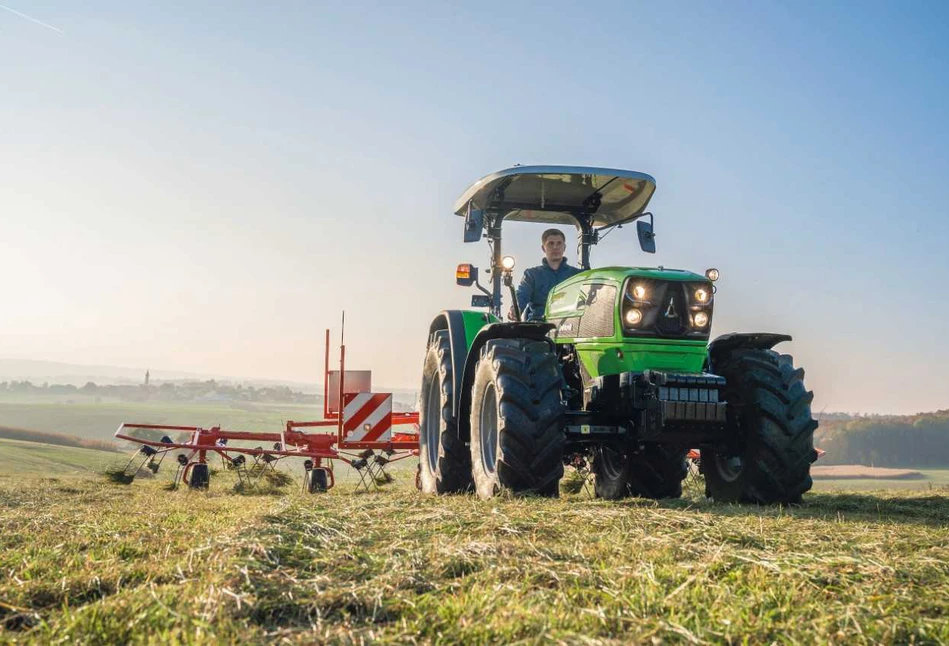 Nowe ciągniki Deutz-Fahr serii 4E o mocy od 66 do 102 KM