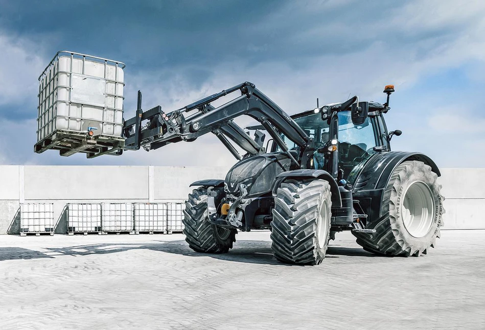 Valtra serii N z Red Dot Design Award