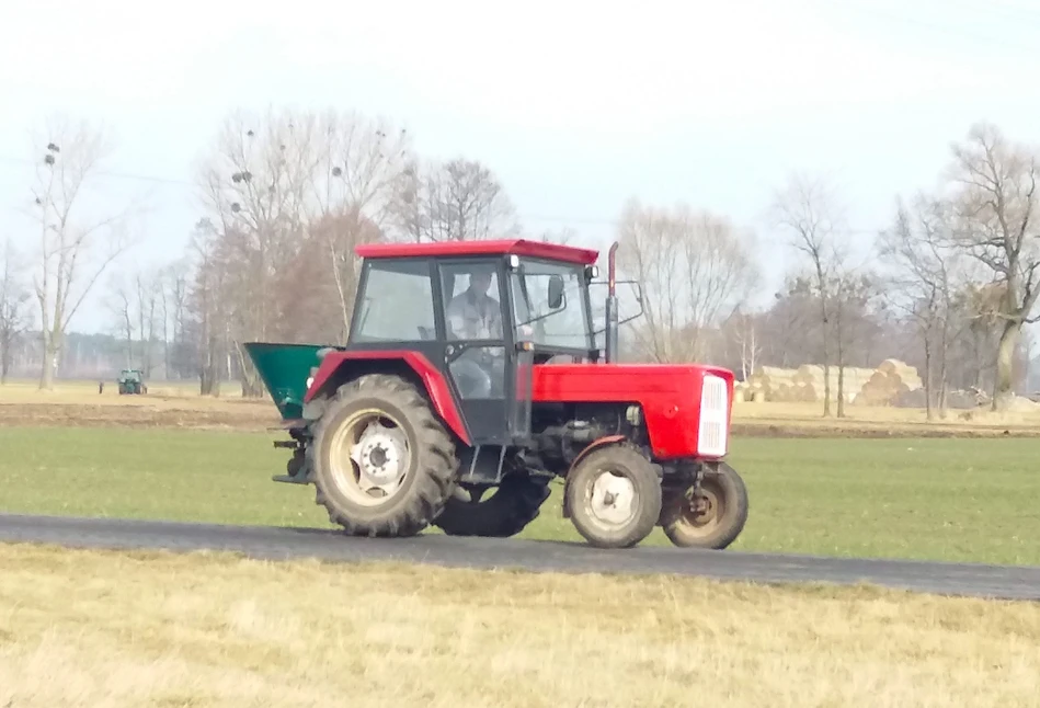 Rolnicy mogą już nawozić pola azotem!