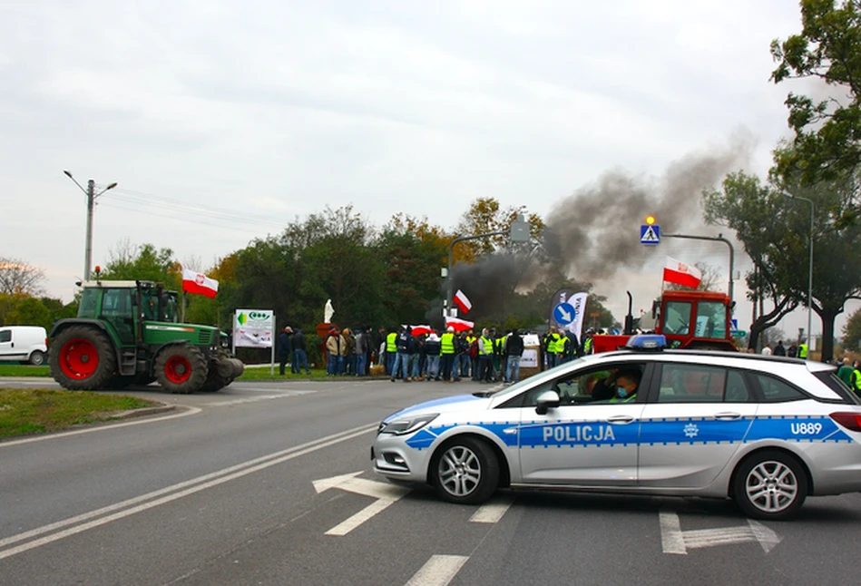 Policja kieruje do sądu sprawę rolników protestujących przeciwko Piątce dla zwierząt