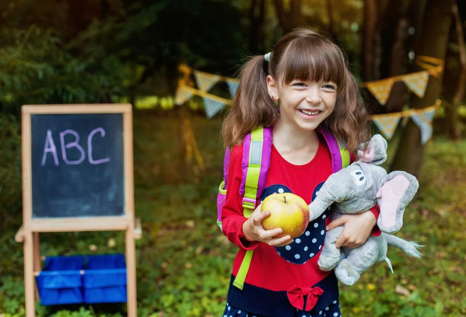 “Program dla szkół” od KOWR: kto może dostarczać warzywa, owoce i mleko do szkół?