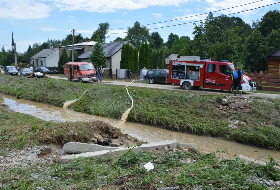 3 wsie pod wodą po nawałnicy na Lubelszczyźnie [FOTO]