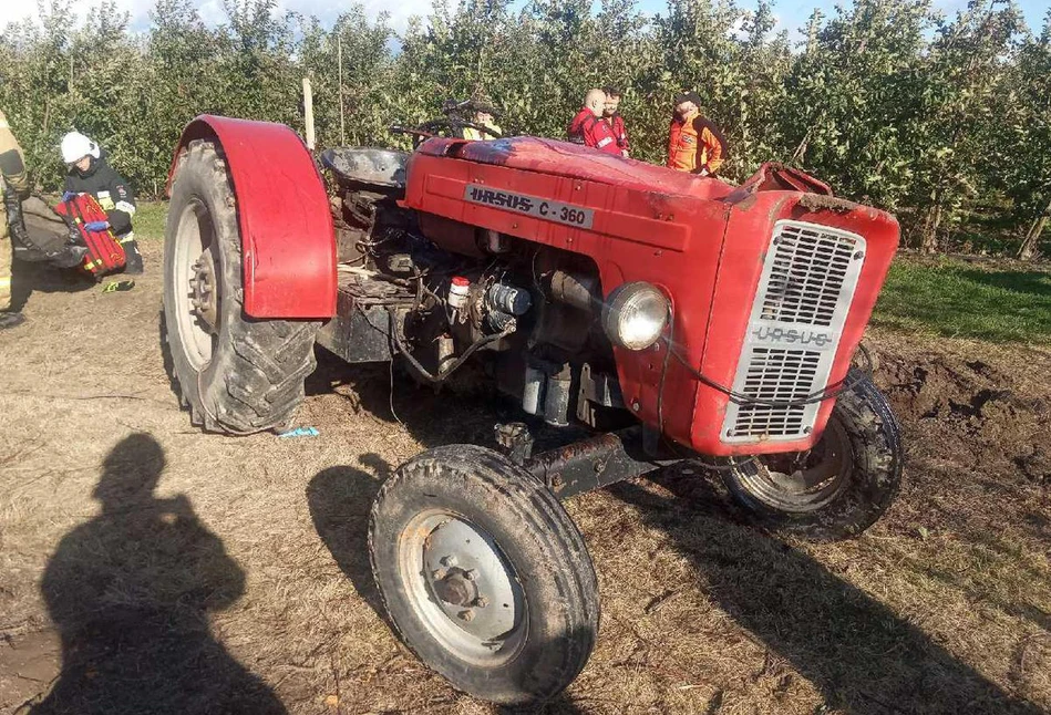 Rolnik zmiażdżony przez ciągnik. 67-latek zginął na miejscu