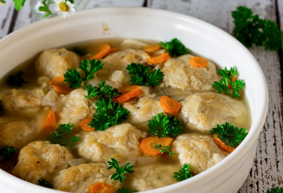 Poznajemy kuchnię żydowską – przepis na gefilte fisz, czyli rybę po żydowsku