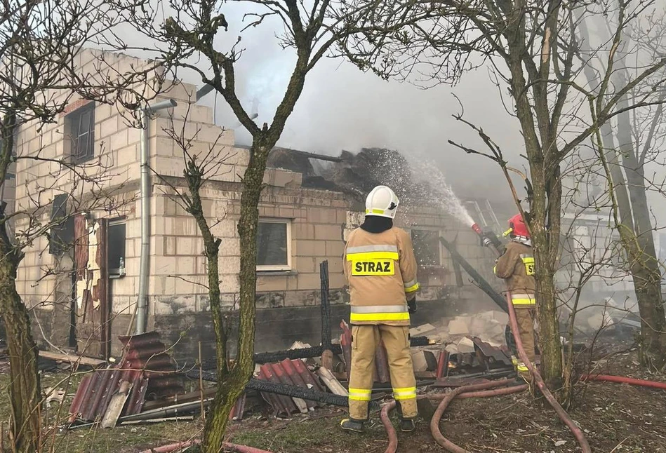 Śmierć w pożarze gospodarstwa. W płomieniach zginął 72-latek [FOTO]