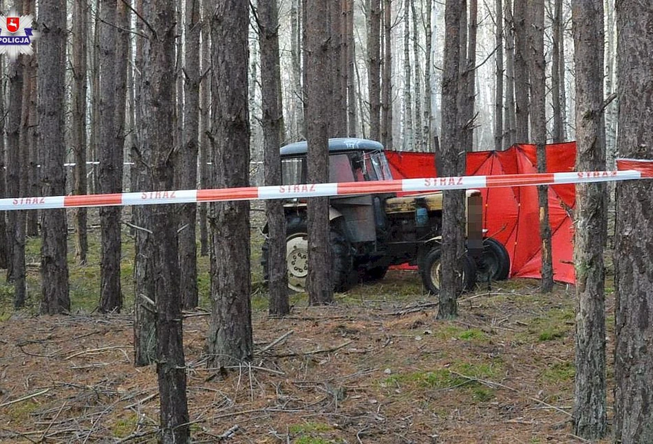 MAKABRYCZNY wypadek – ciągnik przygniótł 71-latka do drzewa