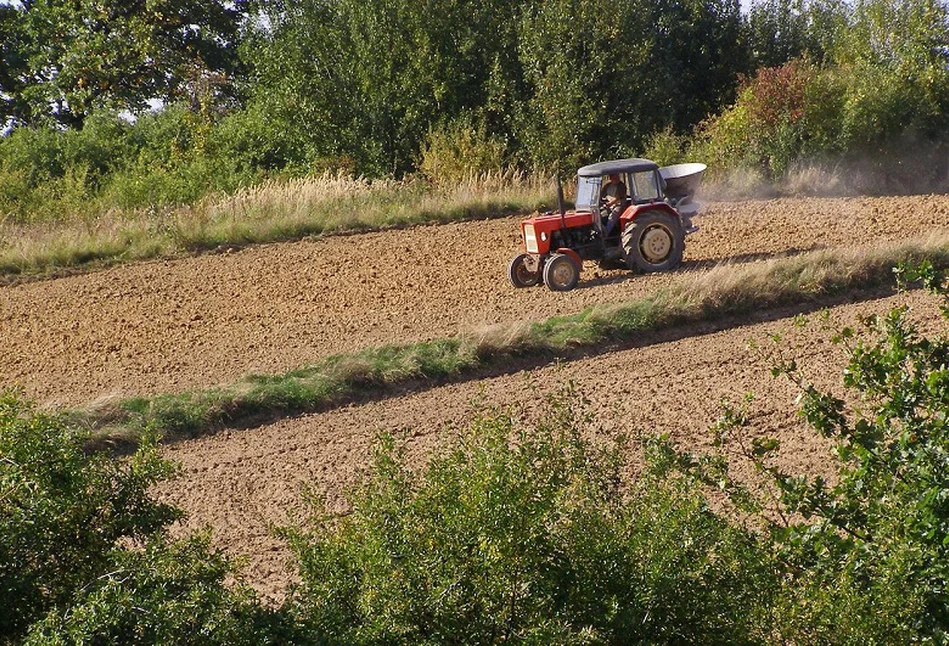 Dodatkowe pieniądze na kredyty preferencyjne na zakup ziemi rolniczej