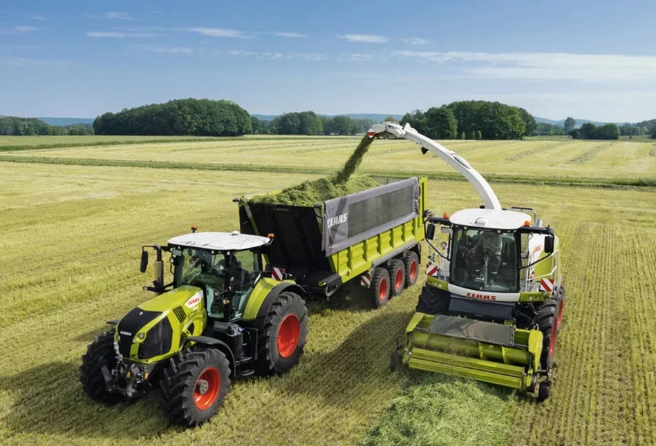 Claas Jaguar 900 z nowym wyposażeniem