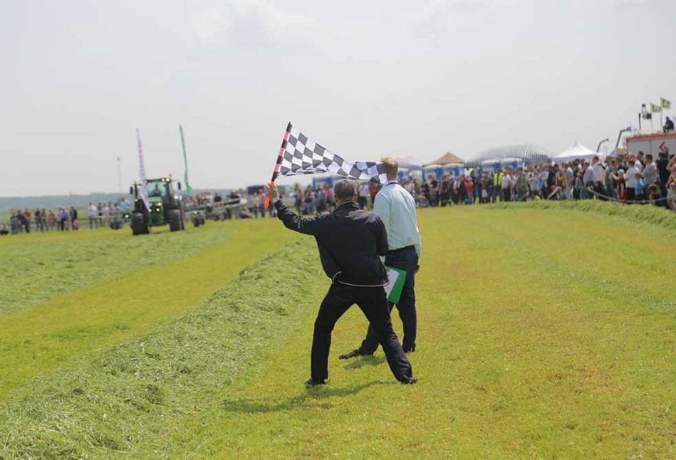 Udane pokazy podczas Zielonego Agro Show w Ułężu - 43 zestawy maszyn w pracy!