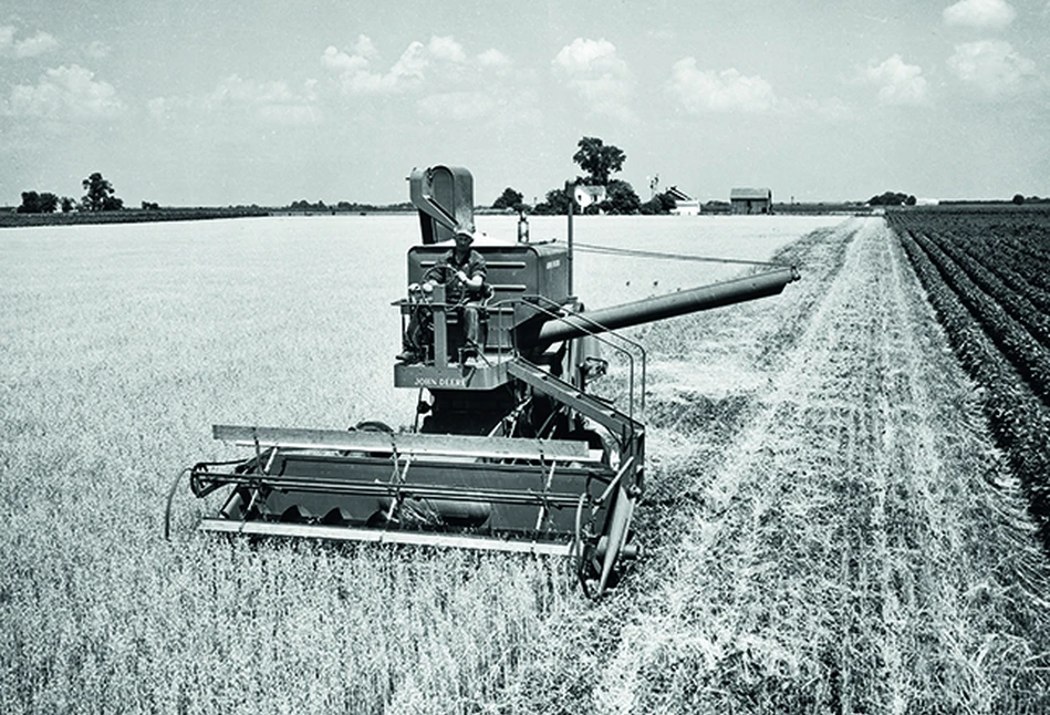 Jak długo John Deere produkuje kombajny?