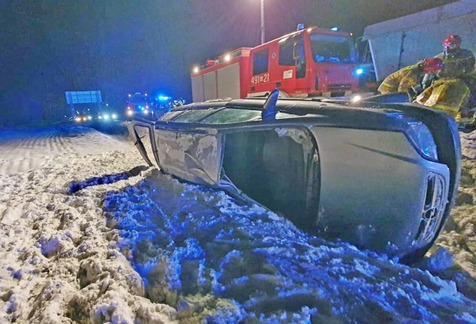 19-latek przewoził cielaki w osobówce