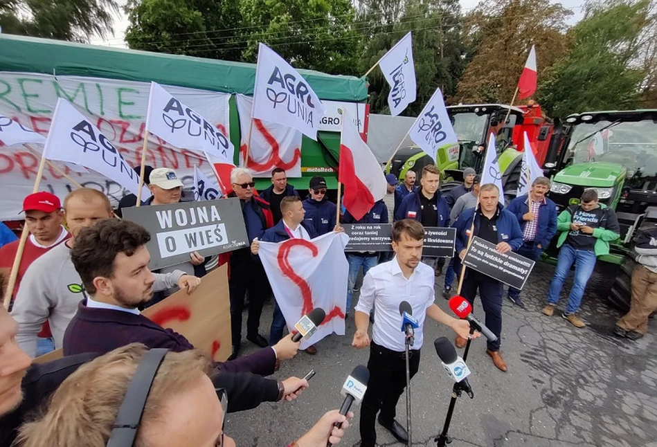 Protesty rolników - gdzie i dlaczego rolnicy strajkują? [NA ŻYWO]