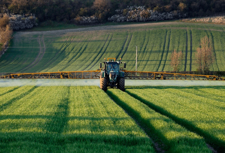 EFSA nie widzi przeciwwskazań co do odnowienia zezwolenia na stosowanie glifosatu po 2023 roku