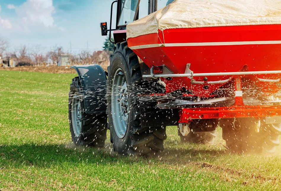 Ceny nawozów znów rosną! Agrochem Puławy opublikował nowy cennik