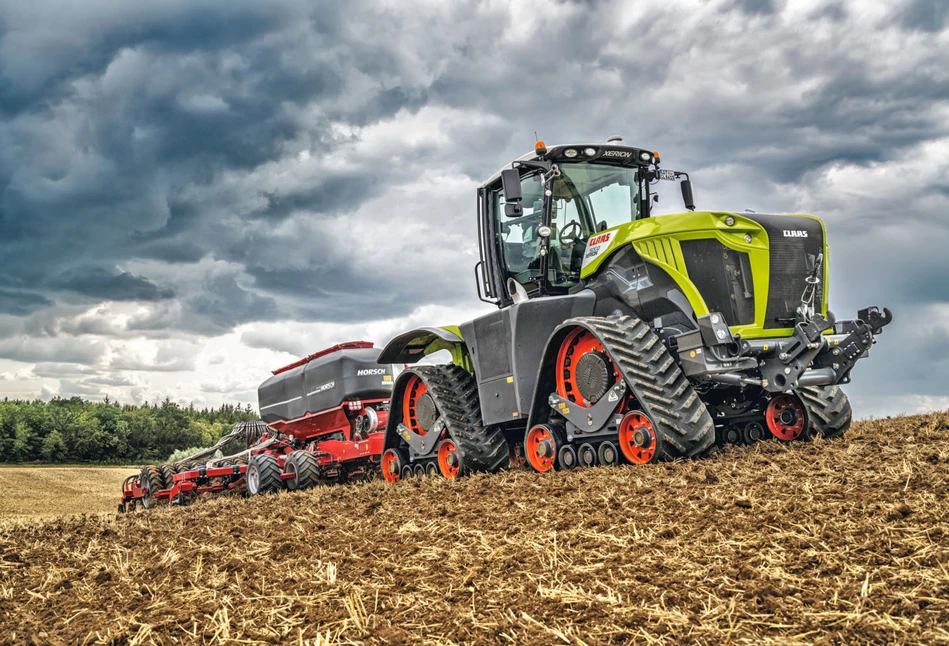 Agritechnica 2019: 4 gąsienice w Xerionie!