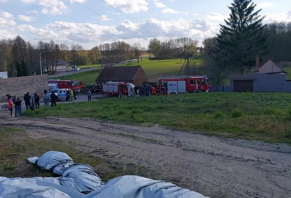 Ciągnik spadł ze skarpy. Kierowca i pasażer kompletnie pijani