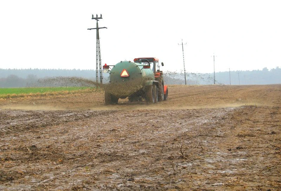 Czy od 15 lutego można na pola wywozić też nawozy azotowe naturalne?