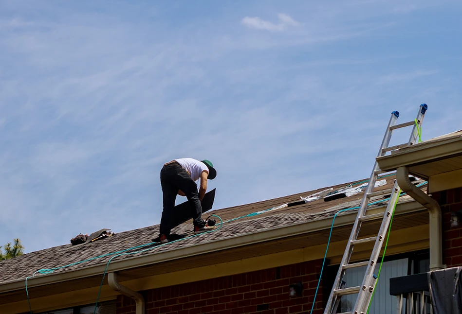 Dofinansowanie do wymiany dachów z azbestu: starczy dla wszystkich, ale to ostatni nabór?