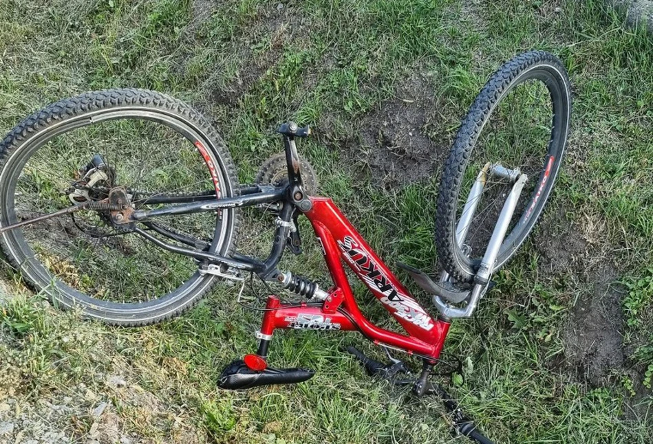 Ciągnik potrącił 12-letniego chłopca na rowerze. Traktorzysta uciekł z miejsca wypadku