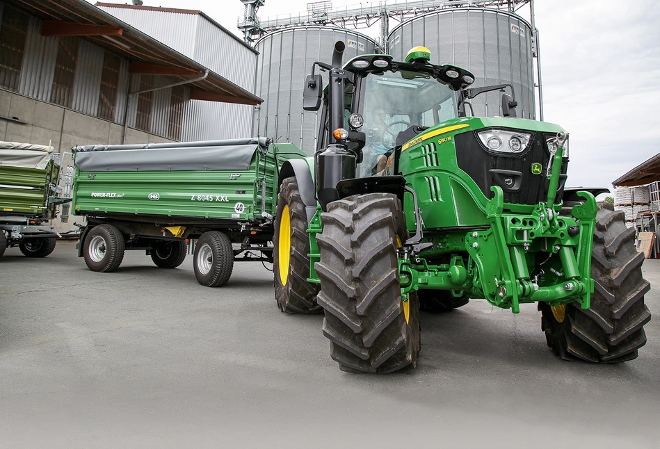 Test: John Deere 6140M AutoPowr