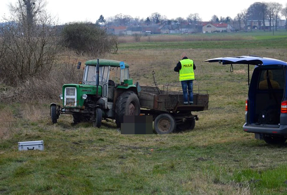 Dramat na polu pod Gostyniem. Rolnik zginął pod kołami ciągnika