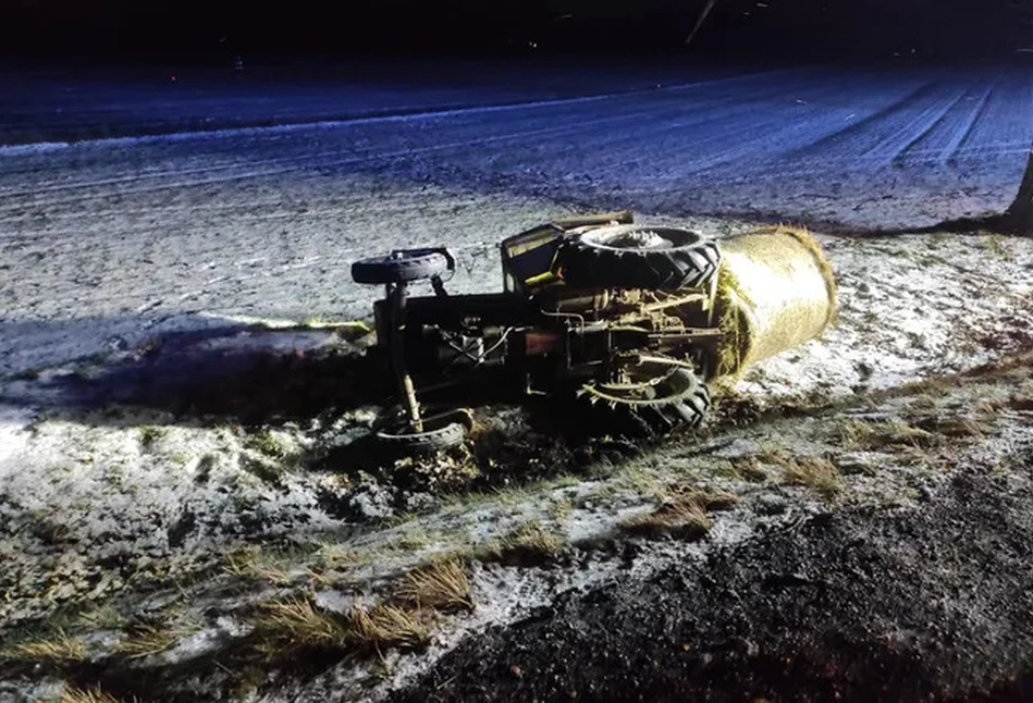 42-latek w Audi chciał wyprzedzić ciągnik. ZGINĄŁ na miejscu [FOTO]