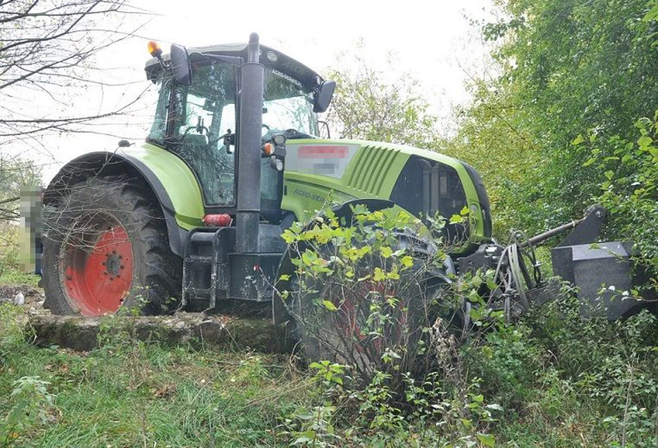 Przewodniczący Rady Powiatu Łosickiego ukradł ciągnik. Co czeka złodzieja?