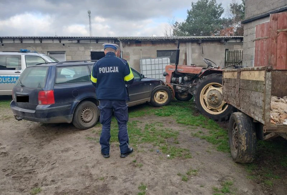 Rolnik chciał posprzątać w gospodarstwie, został przejechany przez własny ciągnik