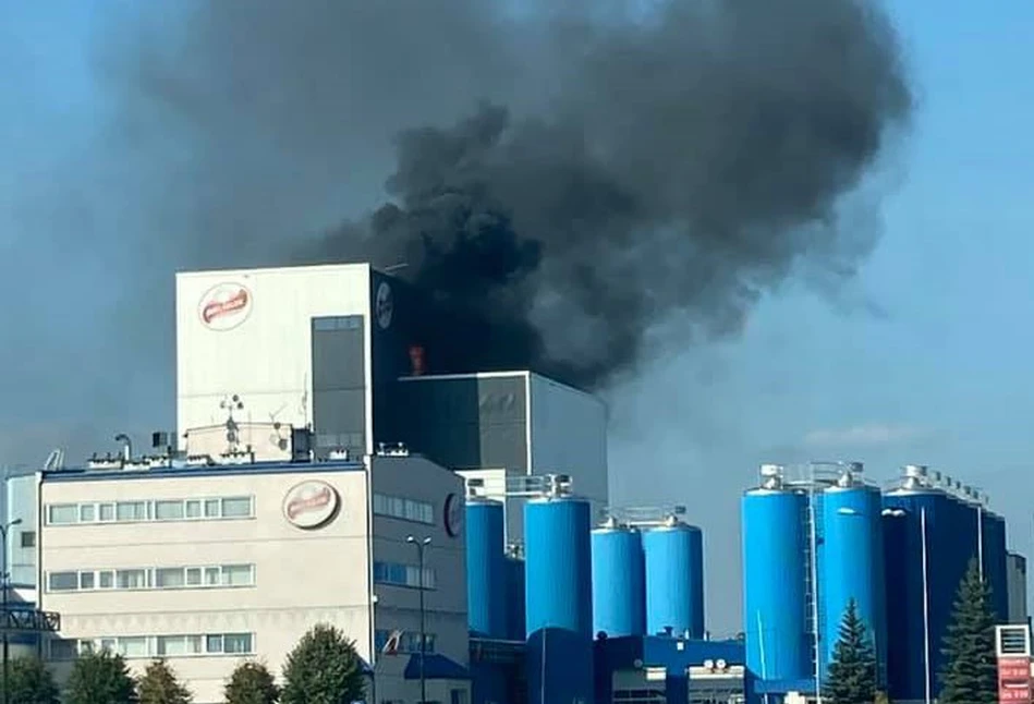 Pożar w SM Bielmlek. Gęsty dym nad spółdzielnią widoczny z daleka