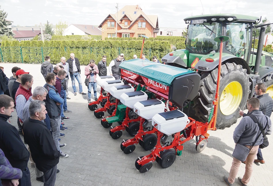 Agro-Masz Falcon - nowy polski siewnik punktowy do kukurydzy