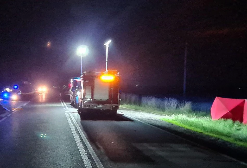 Motocyklista wbił się w ciągnik. 30-latek zginął na miejscu