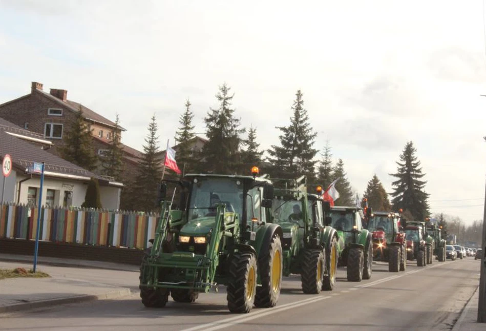 Rolnicy protestowali w Łukowie. „Nasze gospodarstwa konają, a zapłacą za to też konsumenci”