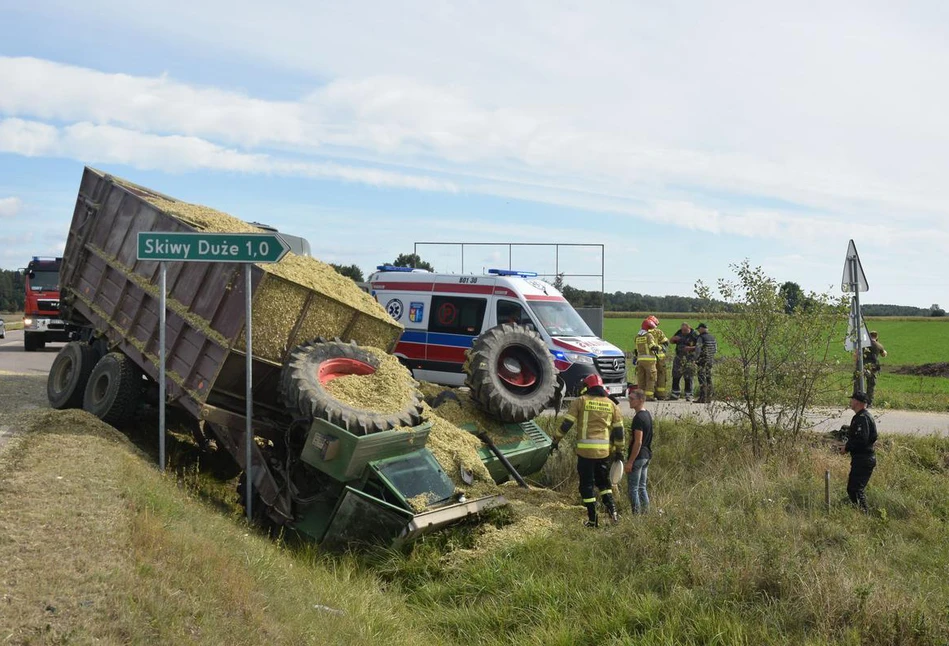 Wojskowa ciężarówka staranowała traktor z kukurydzą [ZDJĘCIA]