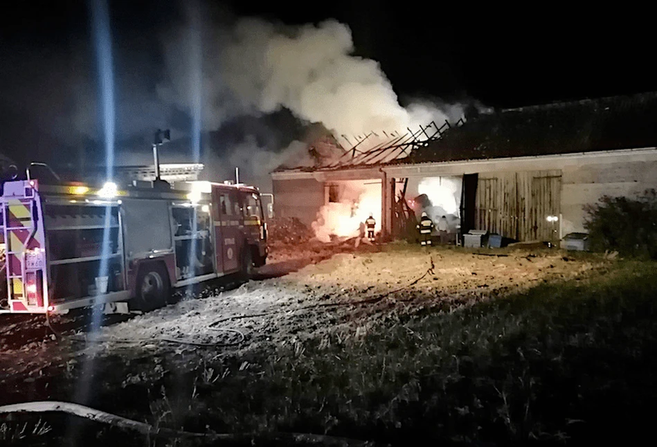 Wielkopolska: Pożar stodoły pod Jarocinem – rolnik stracił 250 tys. zł