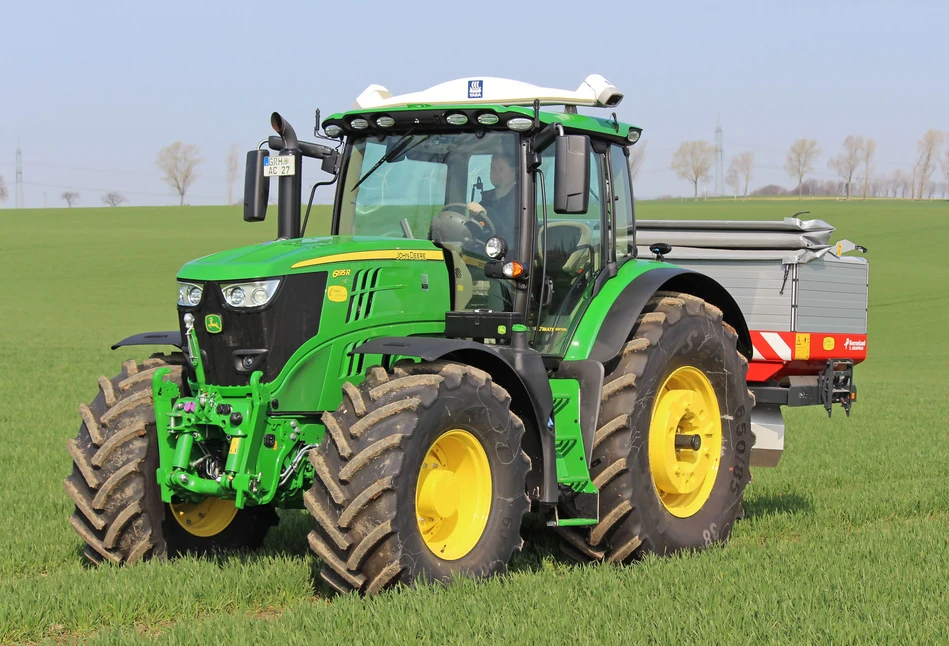 Partnerstwo strategiczne firm John Deere i Agricon