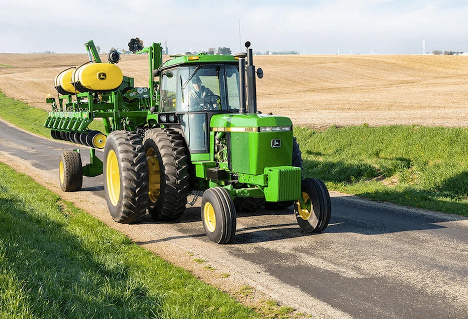 Niższe obroty John Deere na świecie