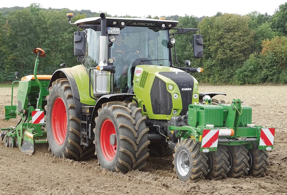 Małe jest SILNE – ciągnik Claas Arion od 125 do 205 KM